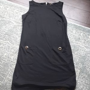 dress with pockets and cute details